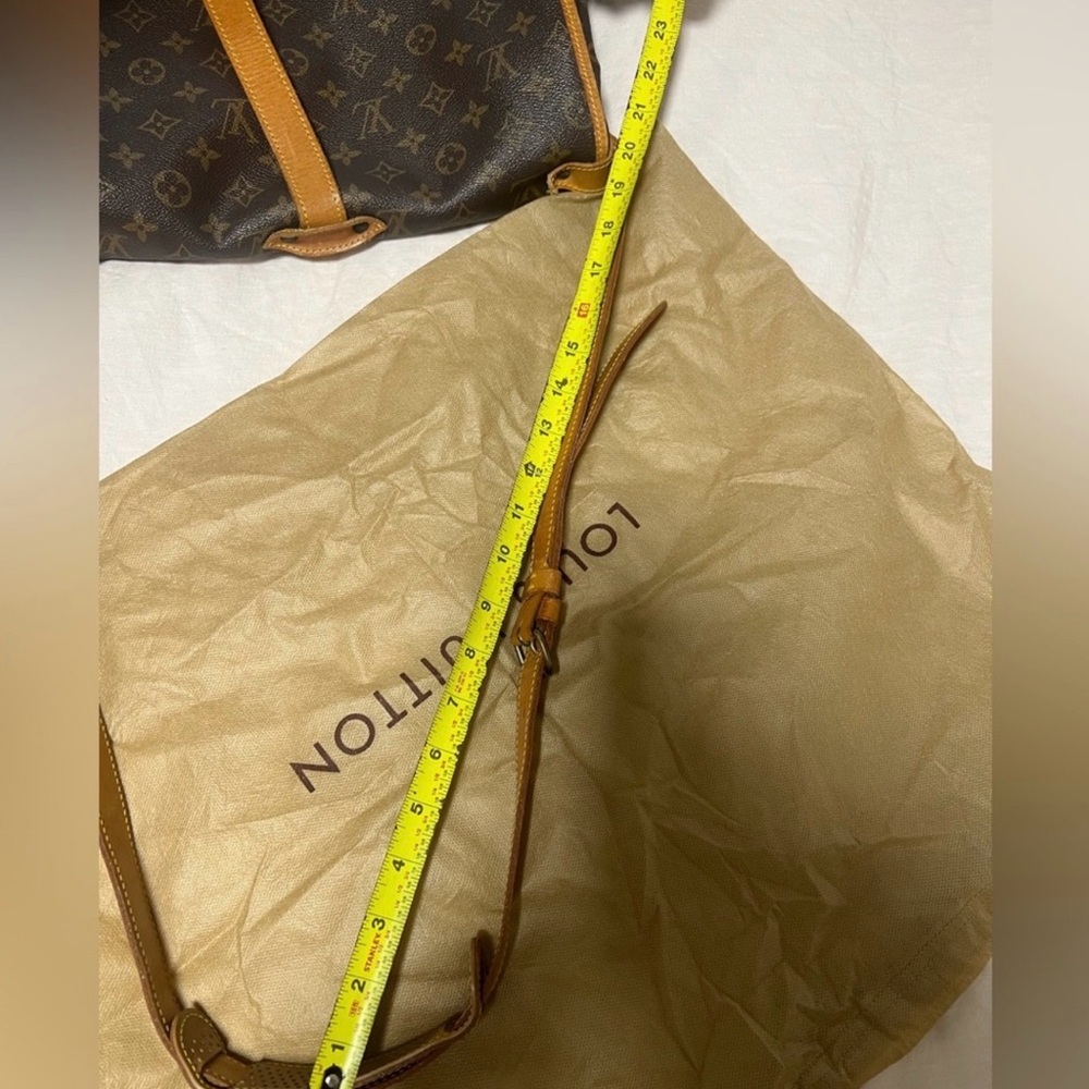 Louis Vuitton Saumer Monogram Tan and Brown Messenger Bag - Picture 17 of 17